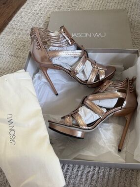 Jason Wu Metallic Rose Gold Strappy Platform Stiletto Sandals size 9 new in box✨